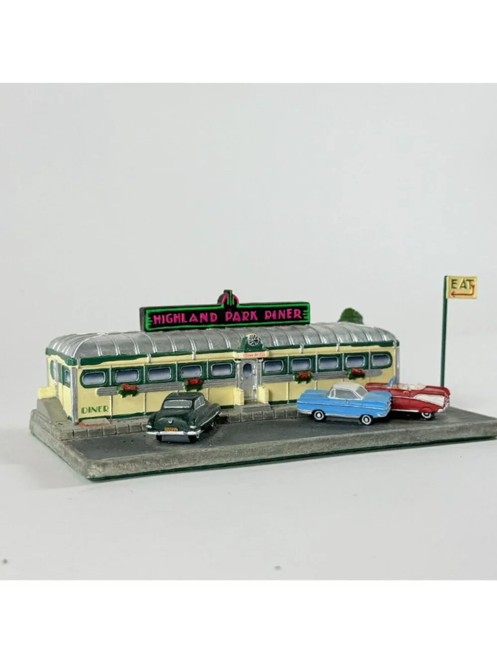 Danbury Mint 1993 Highland Park Diner Model Vintage Collectible